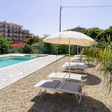 Il Gattino Di Porto 2 - Terrazzo Piscina アパート